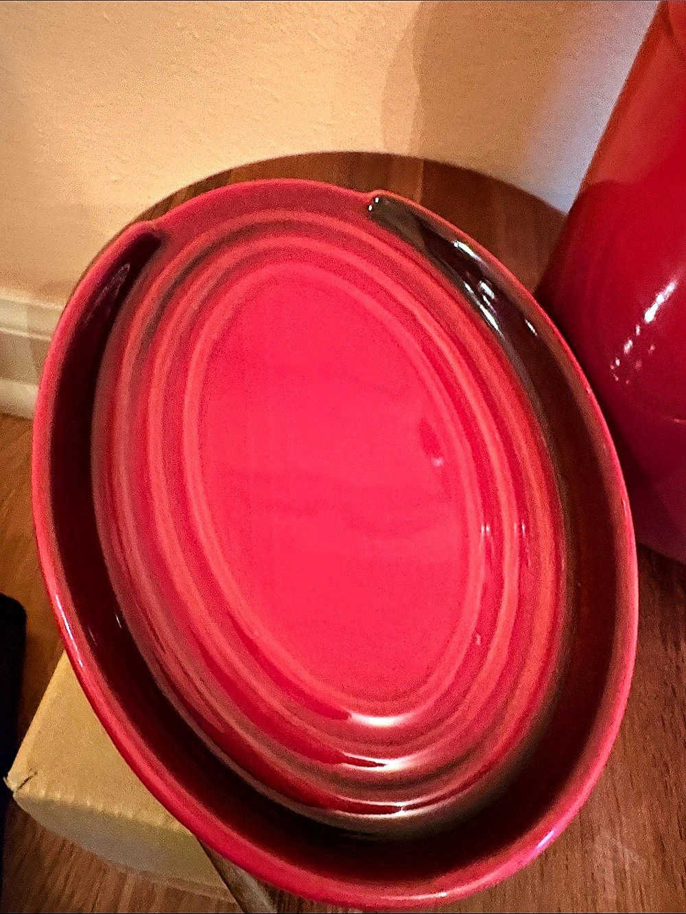 Le Creuset Stoneware Utensil Crock with Spoon Rest - Picture 7 of 10